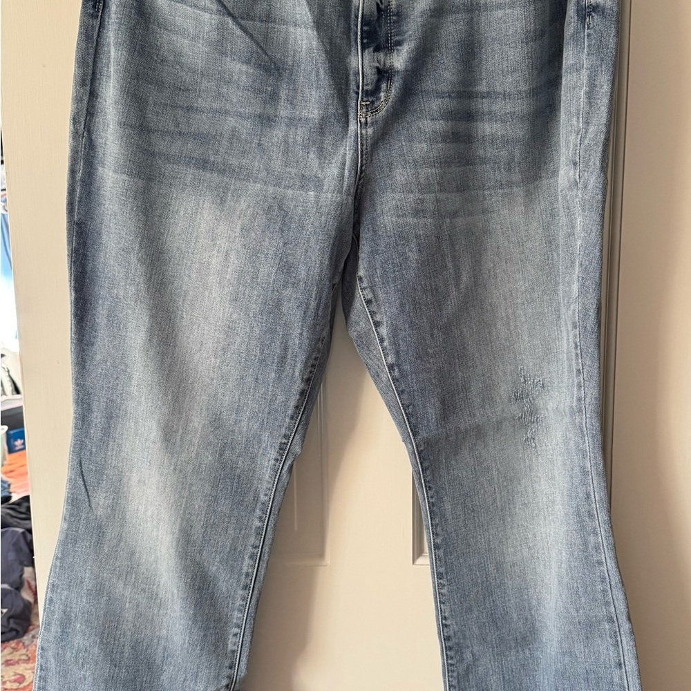 Light Wash Denim Jeans